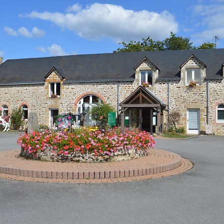 Au Relais Du Gue De Selle 호텔 Mézangers 외부 사진