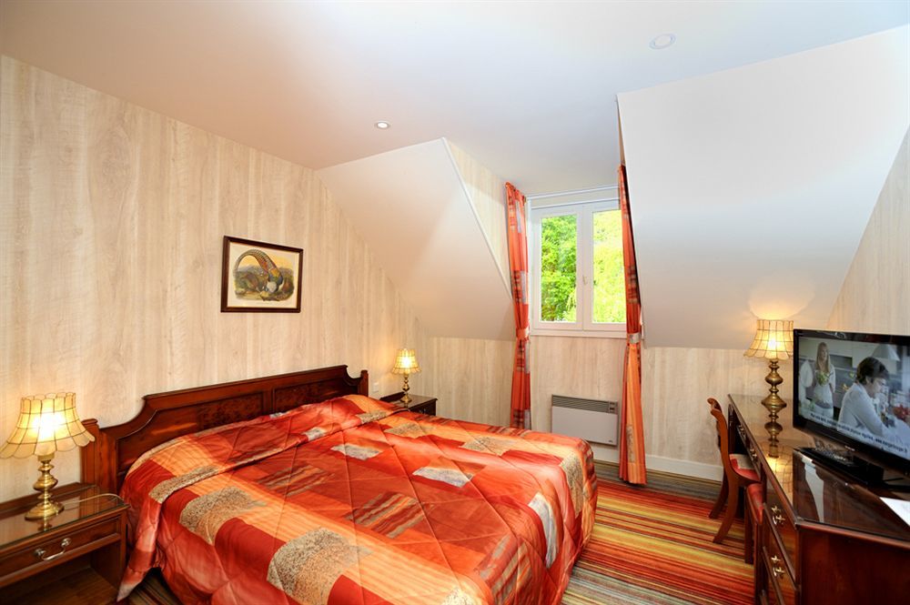 Au Relais Du Gue De Selle 호텔 Mézangers 외부 사진